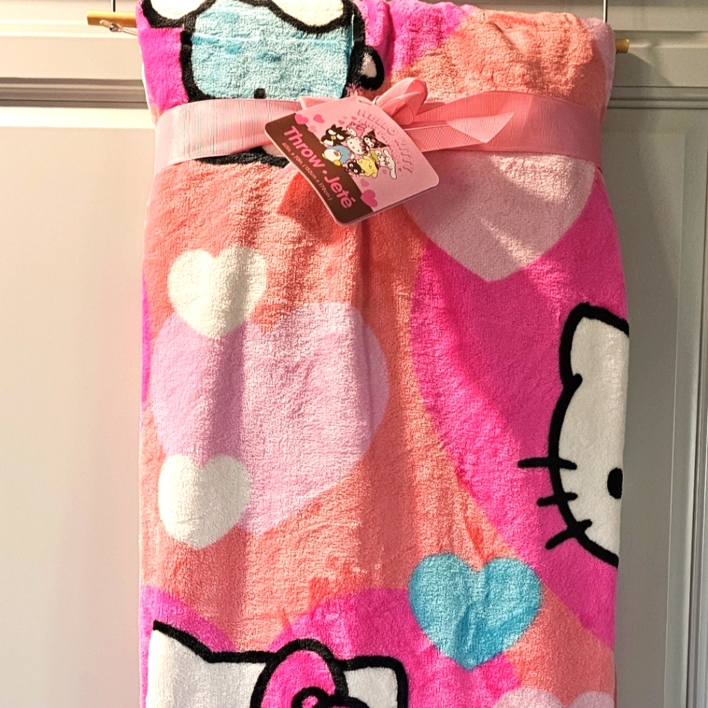 Hello kitty blanket